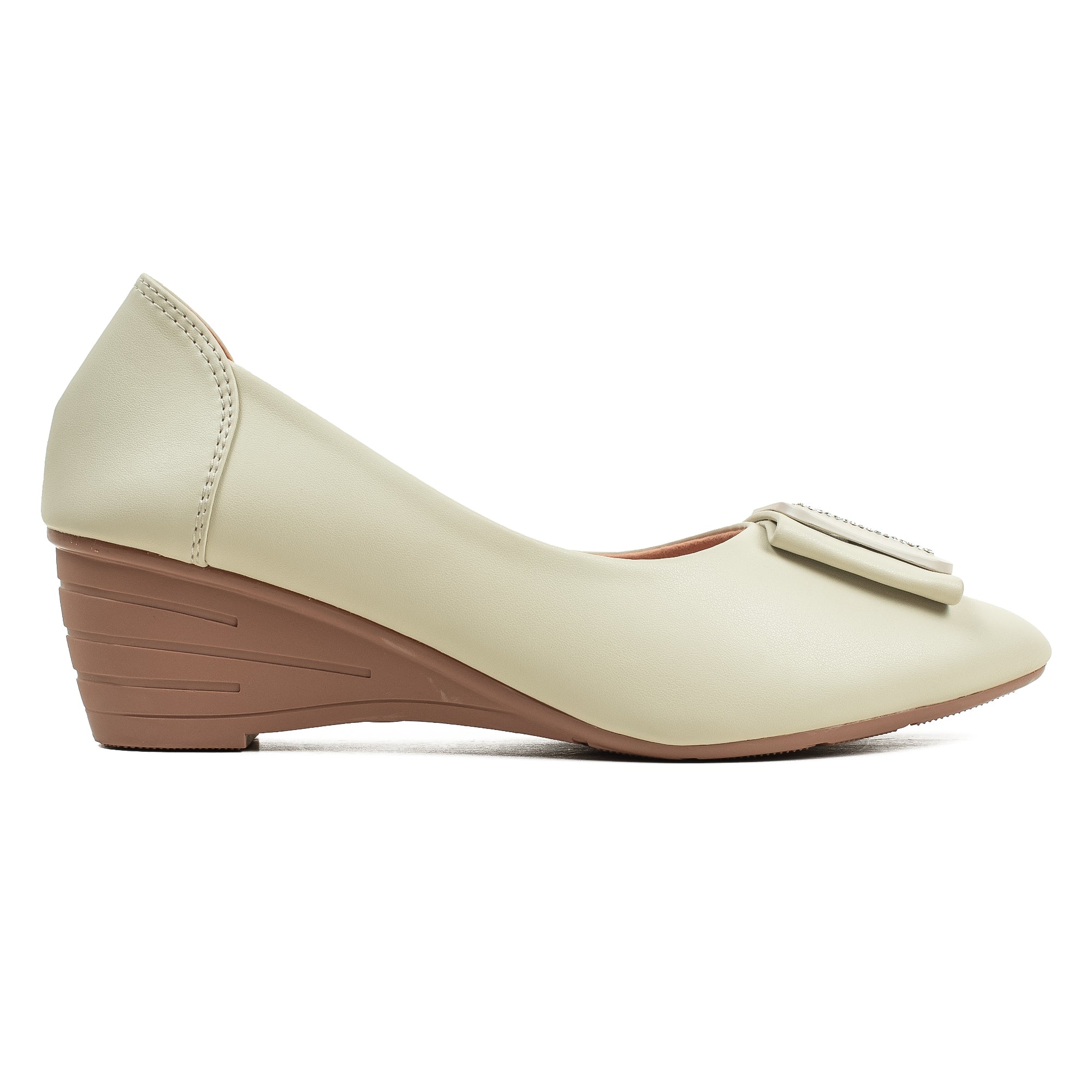 Vibrant Ladies Cream Close-Toe Wedge Heel Shoes with Metallic Trim – Elegant Comfort & Style for Every Occasion